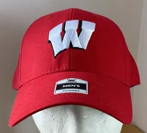 Wisconsin Badgers Adjustable Cap Hat Fan Favorite Mens Red NCAA NEW - Picture 1 of 7