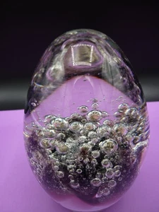 Briefbeschwerer Blasen über tiefem Cranberry-Sockel Klarglas ovale Form - PINK 7" - Bild 1 von 12