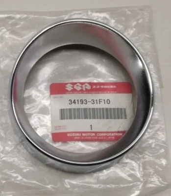 Suzuki Bandit 1200 anello cromato contachilometri contagiri 3419331F10 UNICO PEZ - Immagine 1 di 3