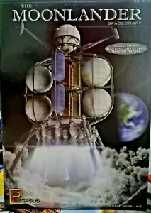 The Moonlander Spacecraft 1952 Von Brown Project - Pegasus Kit 1:3 50 - 9109 - Picture 1 of 7