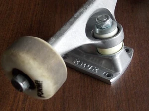 krux skateboard trucks with wheels and bearings used - Picture 1 of 4