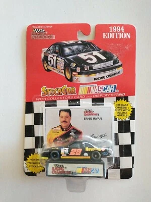 NASCAR Racing Champions 1994 Edition Ernie Irvan #28 carro fundido escala 1:64 novo - Imagem 1 de 2