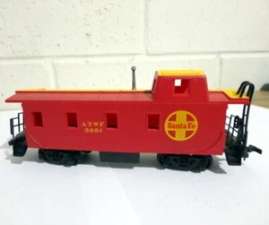 Bachmann HO gauge ATSF 3851 Santa Fe Caboose couplings VGC - Picture 1 of 10