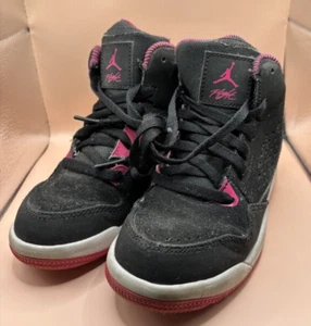 Michael Jordan Flight Youth Size 11C Kids Girls Tennis Shoes Pink & Black - Picture 1 of 8