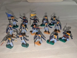 Vintage Timpo Toys Plastic US Indian Fighter Lot 15pcs 1960-70s LOT B VG+ - Bild 1 von 4