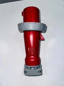 Hubbell HBL463P6W Watertight Pin & Sleeve Plug - Picture 1 of 9