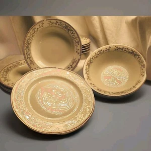 Farberware Wellesley China Set - 6 Dinner Plates, 6 Soup Bowls, 1 Serving Bowl - Picture 1 of 3