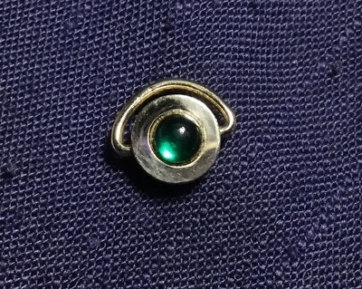 Заколка для галстука, золотистый тон, кабошон из зеленого стекла, предохранительный клатч и цепочка - Изображение 1 из 4