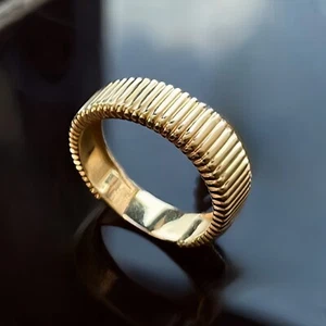Vintage Accordion Design Ribbing Stackable Plain Band Ring 14K Yellow Gold Gift - Picture 1 of 10