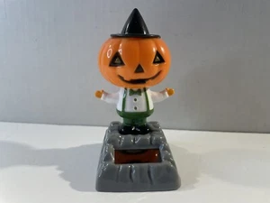 SOLARTANZ SCHWINGEND HALLOWEEN PUMPKIN KOPF MANN WACKELKOPF SONNENFÄNGER - Bild 1 von 10