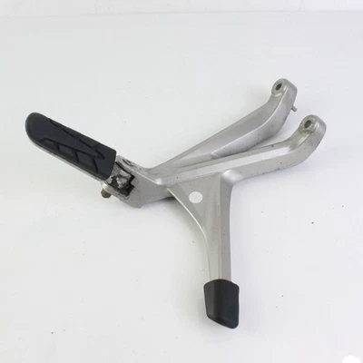 Reposapiés trasero izquierdo Honda VFR 1200 FD L/H 2010-2011 - 50681MGE010 Foto 1 de 4