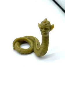 Vintage DFC DRAGONRIDERS OF THE STYX Naga Worm Figur 80er Jahre Spielzeug - Bild 1 von 2