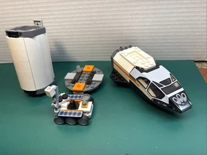 Mixed Lego Lot - Lego City, Creations, Space Ship Shuttle Parts - Picture 1 of 9