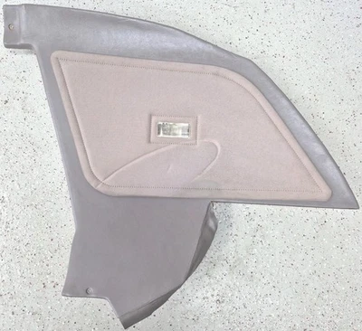 Tapicería de panel de vela interior trasero Ford Mercury 80-89 Lincoln Town Car Mark VI RH Foto 1 de 4