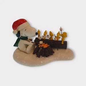 Dept 56 Campfire Buddies Peanuts Snoopy 4047194 Figurine Christmas Village Decor - Picture 1 of 14