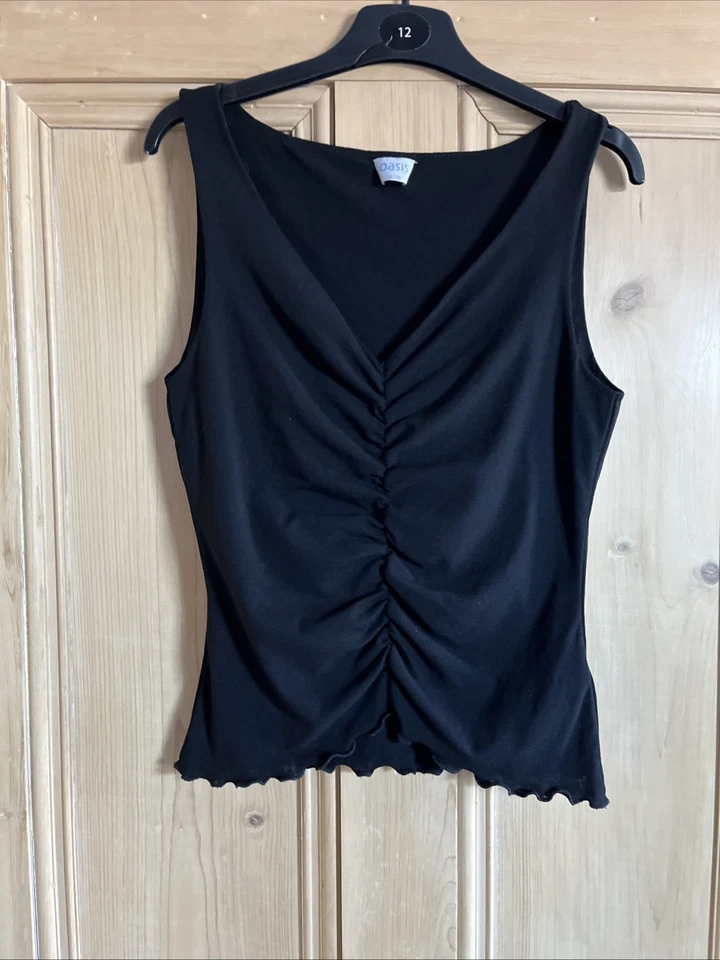 Oasis Ladies Black Sleeveless Ruffled Top Size 12 - Image 1 of 3
