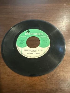 Jeannie C. Riley 45 Harper Valley P.T.A. Yesterday All Day Long Today Plantation - Imagen 1 de 3