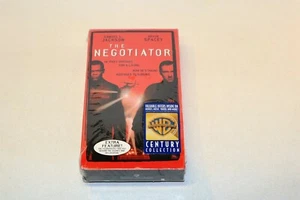 NEW Sealed VHS Tape - The Negotiator - Samuel L. Jackson & Kevin Spacey - Picture 1 of 2