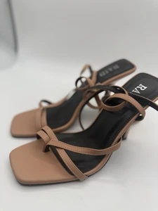 Raid Damen-Sandalen mit Absatz Riemchen eckige Zehenpartie Stilettoabsatz hellbraun Größe 7 - Bild 1 von 5