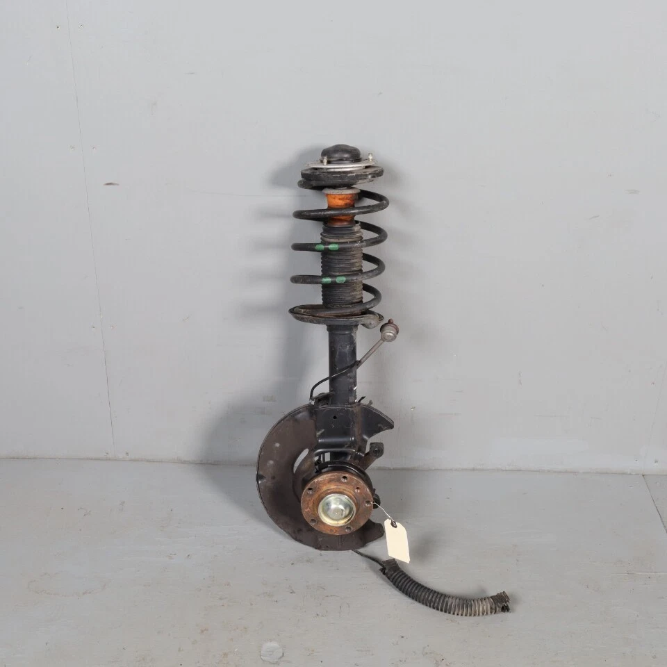 1994-1997 BMW 840i 850i E31 Right Front Spindle Knuckle Hub 31311140008 OEM Used - Image 1 of 4