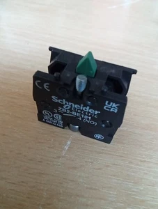 10 Schneider ZB2-BE101 NO blocco contatti - Foto 1 di 3