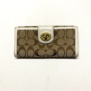 Cartera plegable Turnlock de la marca Coach para mujer caqui y azul claro - Imagen 1 de 10