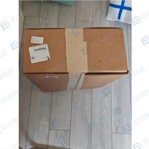 1756-PAR2/A AB ControlLogix Starter Kit nuovo con scatola UPS spedizione celere - Foto 1 di 6