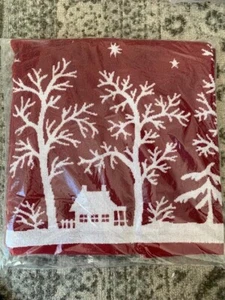 Pottery Barn Sleigh Bell Cotton Jacquard BATH Towel, 28"x55", Cardinal/Ivory - Picture 1 of 2