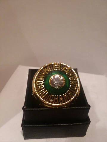 1981 NBA CHAMPIONSHIP BOSTON CELTICS BIRD RING Cover