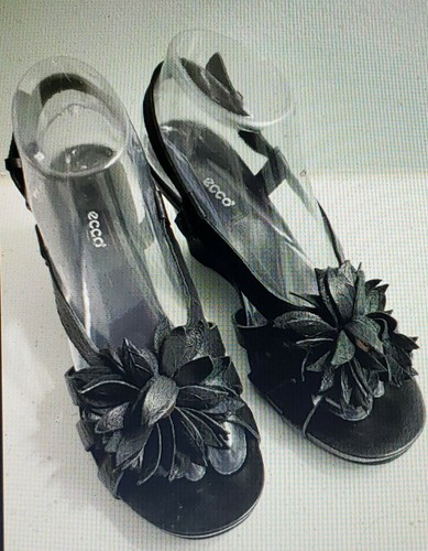 Sandali da donna neri ECCO in pelle zeppa pelle fiore punta aperta tacco taglia 8 5 39