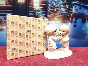 Precious Moments Figurine “Christmastime Is for Sharing" 1983 w/ Orig Box E-0504 - Picture 1 of 9