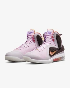 Nike LeBron IX in Regal Pink - UK 8,5 (US Herren 9,5, Damen 11, Eur 43) - Bild 1 von 7