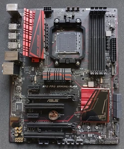 ASUS 970 Pro Gaming/Aura (Rev. 1.01), Mainboard ATX AMD Sockel AM3+ - Bild 1 von 4