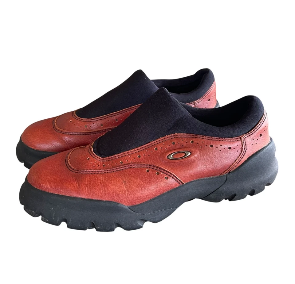 Sapatos de golfe vintage Oakley Overdrive marrom M 8,5 W 10,0 sapatos de sela Spikes 2001 - Imagem 1 de 4