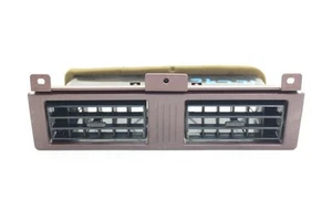 91-97 Nissan Pickup D21 Maroon Center Dash Air Vent 6875015G00 - Imagen 1 de 12