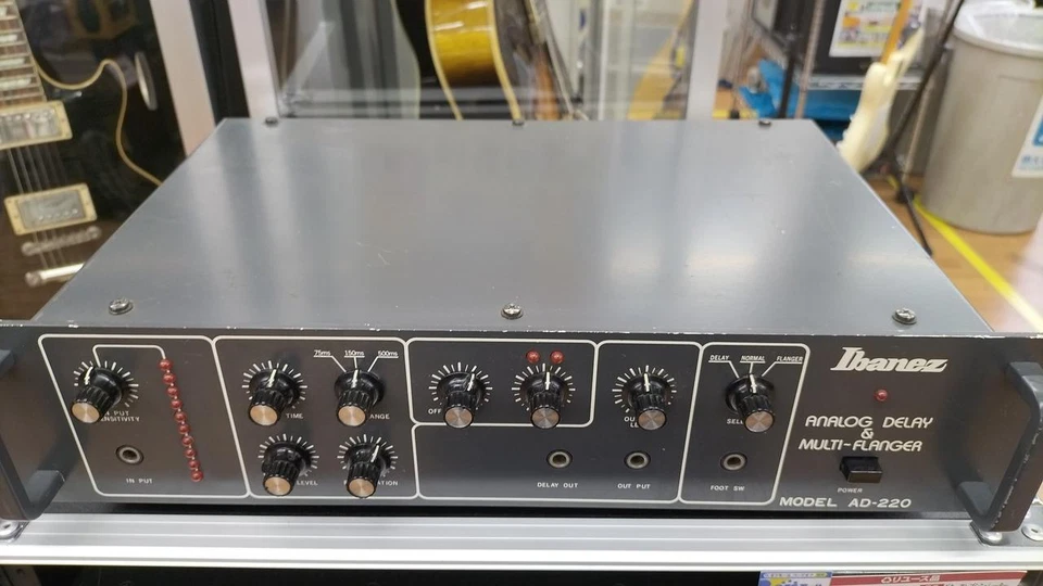 Ibanez Ad-220 Effector Ibanez AD-220 ANALOG DELAY MULTI FLANGER Working Tested - Image 1 of 4