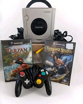 Nintendo GameCube DOL-101 Silver Console Bundle 2 Games Tarzan, Prince Of Persia - Image 1 of 4