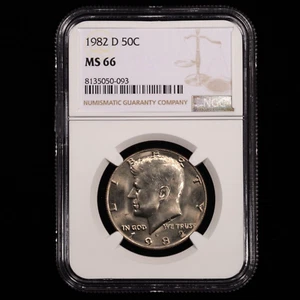 1982-D Kennedy Half Dollar 50c - NGC GRADED MS66 - TOUGH YEAR FOR GEM UNC COINS - Picture 1 of 4