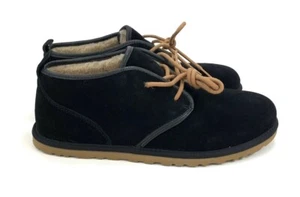 UGG Maksim Herren Wildleder leichtes Wollfutter schwarz knöchelbraun Fellfutter Chukka - Bild 1 von 12
