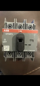 Interruttore sezionatore/servizio ABB OT30F3 - Foto 1 di 5