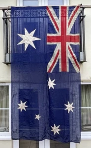 Große Vintage Australien Flagge 8 Fuß 6 Zoll genähtes Leinen hessisches Seil & Knebel sehr guter Zustand 1930er - Bild 1 von 11