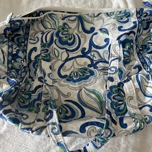 Vera Bradley Large Duffel Travel Bag Mediterranean White Quilted Cotton! - Picture 1 of 10