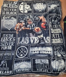 Las Vegas Raiders Fleece Throw Blanket 50 x 60 inches - Picture 1 of 3