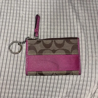 Vtg Coach Woman’s Zip Card Canvas Case Pink Trim- Inside Neeeds Cleaning - Image 1 of 4