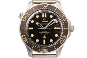 OMEGA Seamaster Diver 300m 42mm 007 Edition Titanium 210.90.42.20.01.001 2021 - Picture 1 of 12