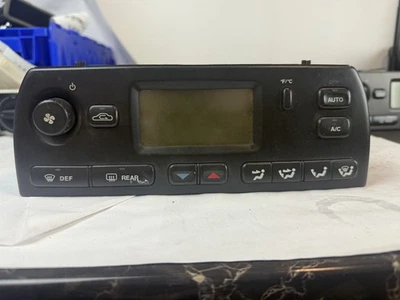 Блок климат-контроля кондиционера Jaguar X-Type 2002-2008 годов выпуска 1X4H18C612 от оригинального производителя - Изображение 1 из 4