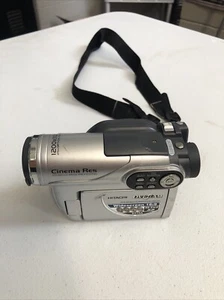 DZ-BX35A Hitachi DVD Camcorder - Picture 1 of 12