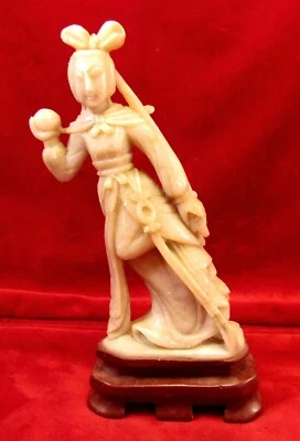 Estatua de mujer de piedra de jabón tallada a mano asiática china de colección base de piedra 6,75" Foto 1 de 4