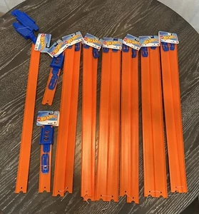 Hot Wheels Track Lot, 1 Loop Builder, 2 Ramps, 6 Sets Of 24” Straight Tracks New - Picture 1 of 6
