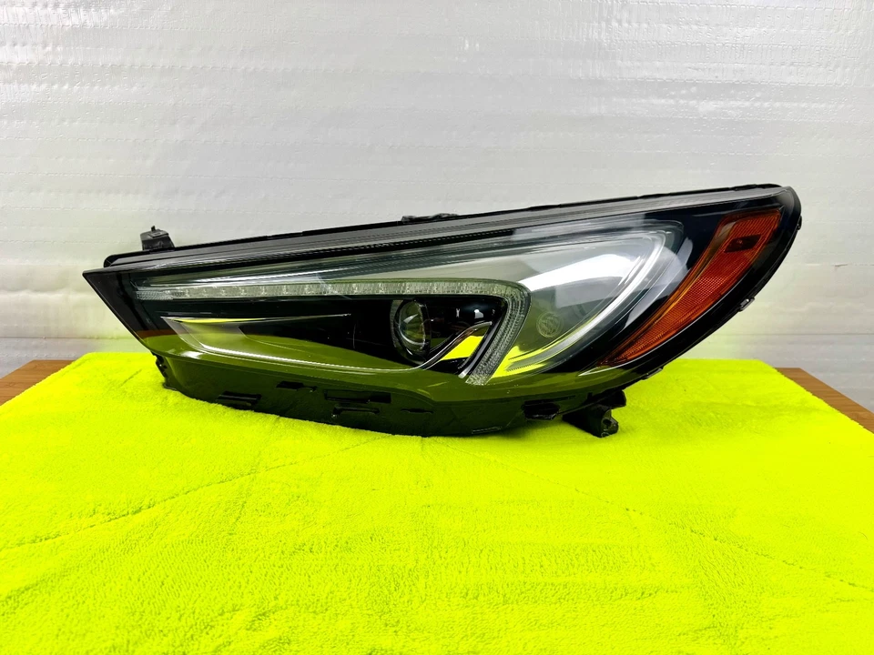 Faro LED izquierdo/LH Buick Enclave 2018-2021 OEM Foto 1 de 4